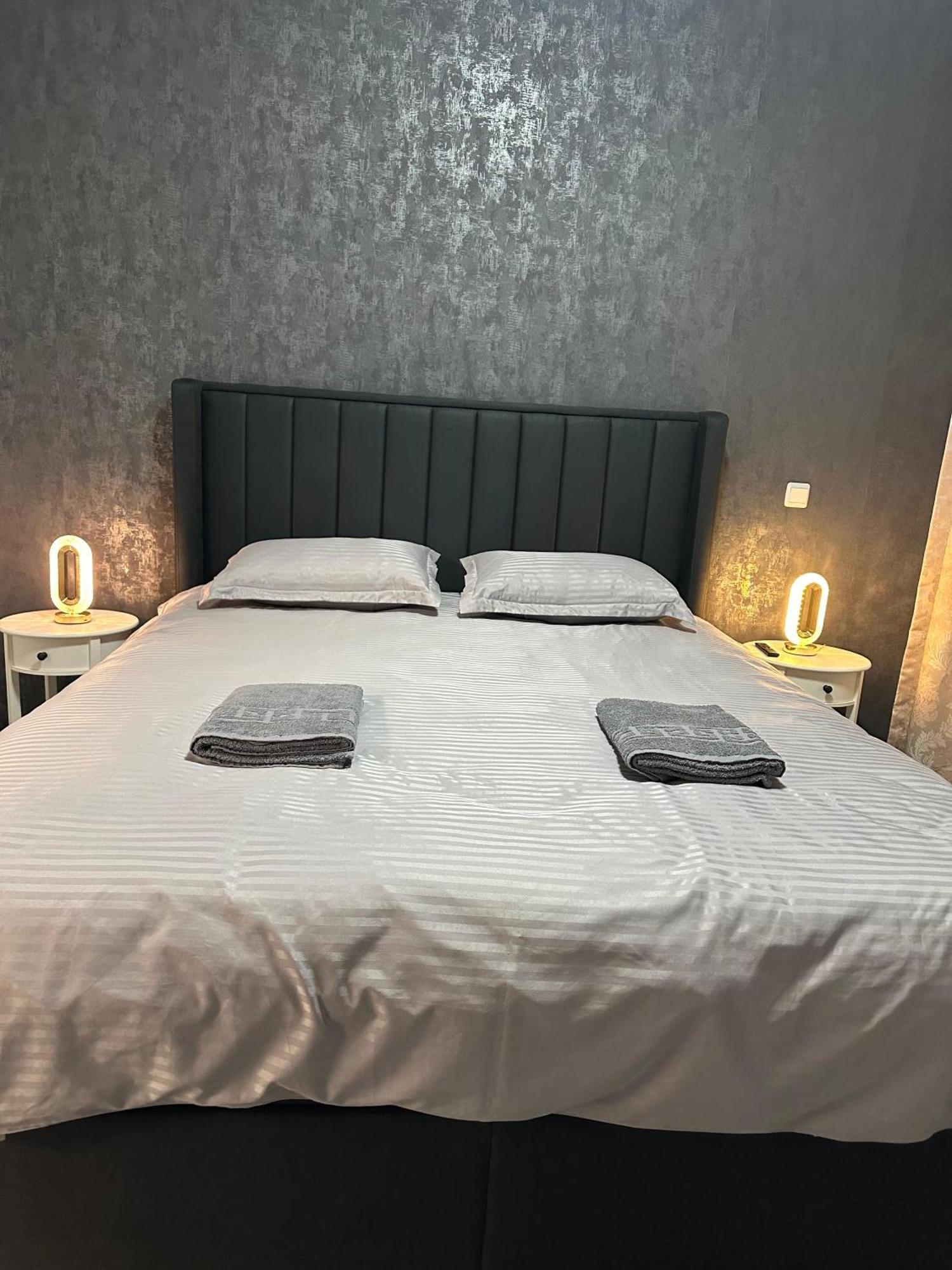 דירה Alex Mnl Lux Free Parking D12 *